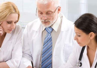 Медсестры и врач