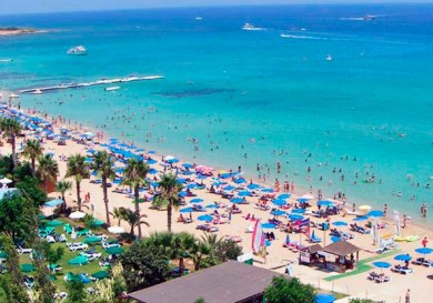 Туристы на Кипре