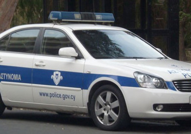 Полицейская машина